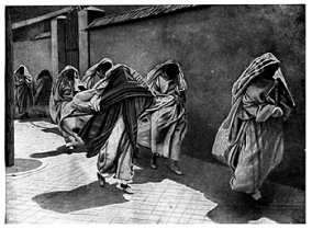 190_women_veiled